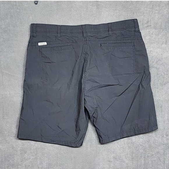 Wrangler Outdoor Men's Gray Utility Shorts Size 40 Cotton Nylon Spandex Blend - Picture 2 of 8